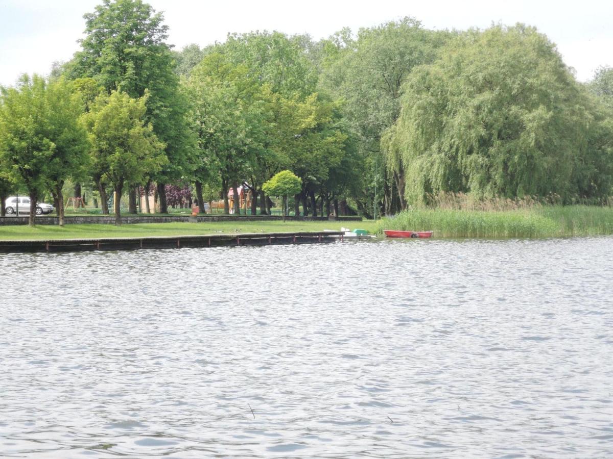 House At The Lake In Nowogard Wyszomierz (West Pomeranian) Exterior foto